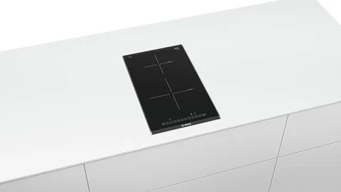 Plaque mixte Bosch Serie | 6 PIB375FB1E - Table de cuisson à induction - 2 plaques de cuisson - Niche - largeur : 27 cm - profondeur : 49 cm - avec garnitures avant et