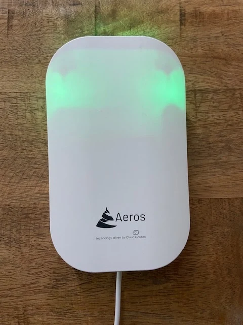 Aeros Compteur de qualité de l'air standard pour CO2 et TVOC - Compteur de CO2 avec feu de circulation, alarme et application pratique