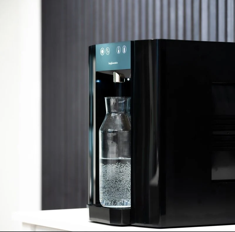 Fontaine à eau sur secteur Habit Horeca avec EcoMode, protection UV et système de dosage ! | Capuchon. 80 litres/heure