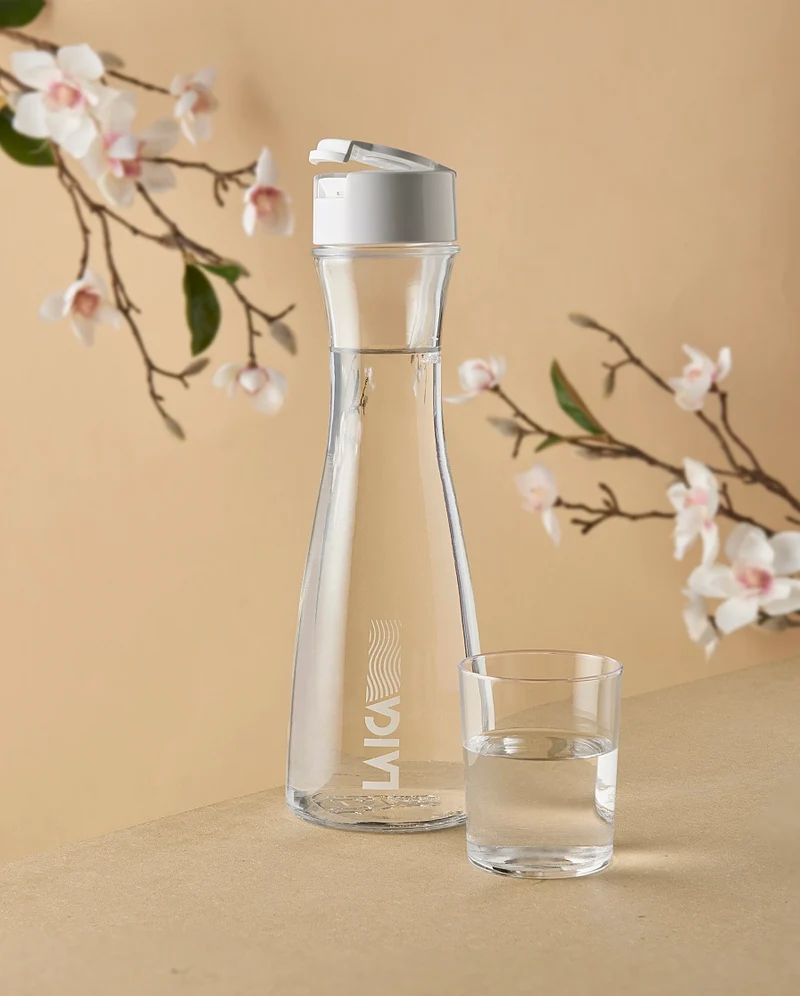 Bouteille d'eau en verre Laica flow'n go GlaSSmart avec filtre à eau à disque rapide 3 x - filtrez pendant que vous versez