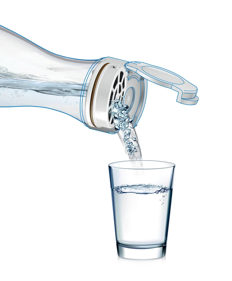 Bouteille d'eau en verre Laica flow'n go GlaSSmart avec filtre à eau à disque rapide 3 x - filtrez pendant que vous versez
