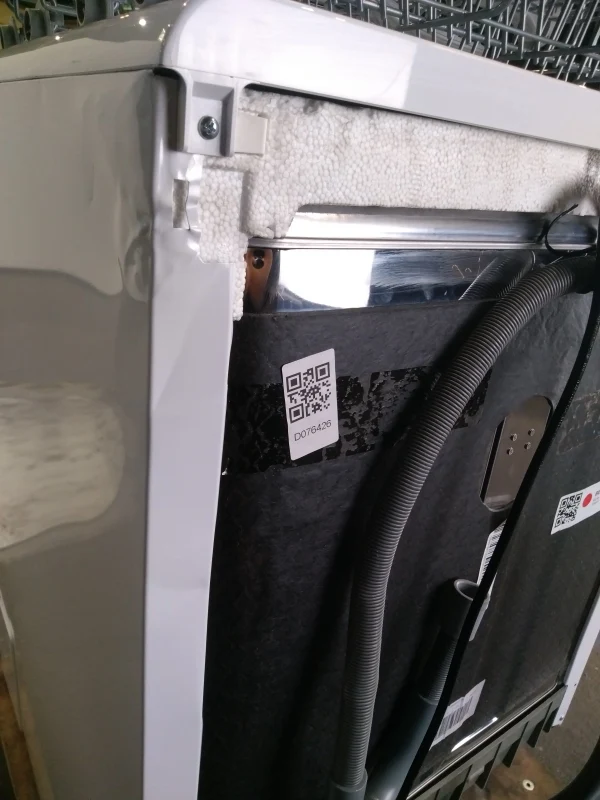 Lave-vaisselle Pose Libre 14 couverts Reconditionné INDESIT I3F L634O