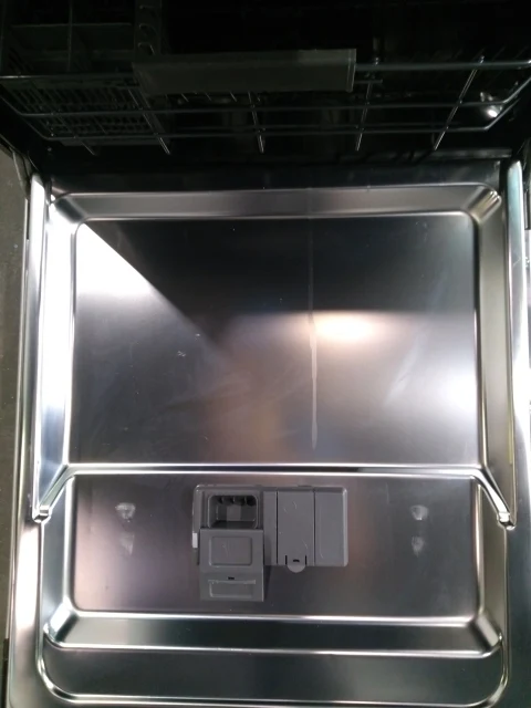 Lave-vaisselle Pose Libre 14 couverts Reconditionné WHIRLPOOL WFC3C24PX