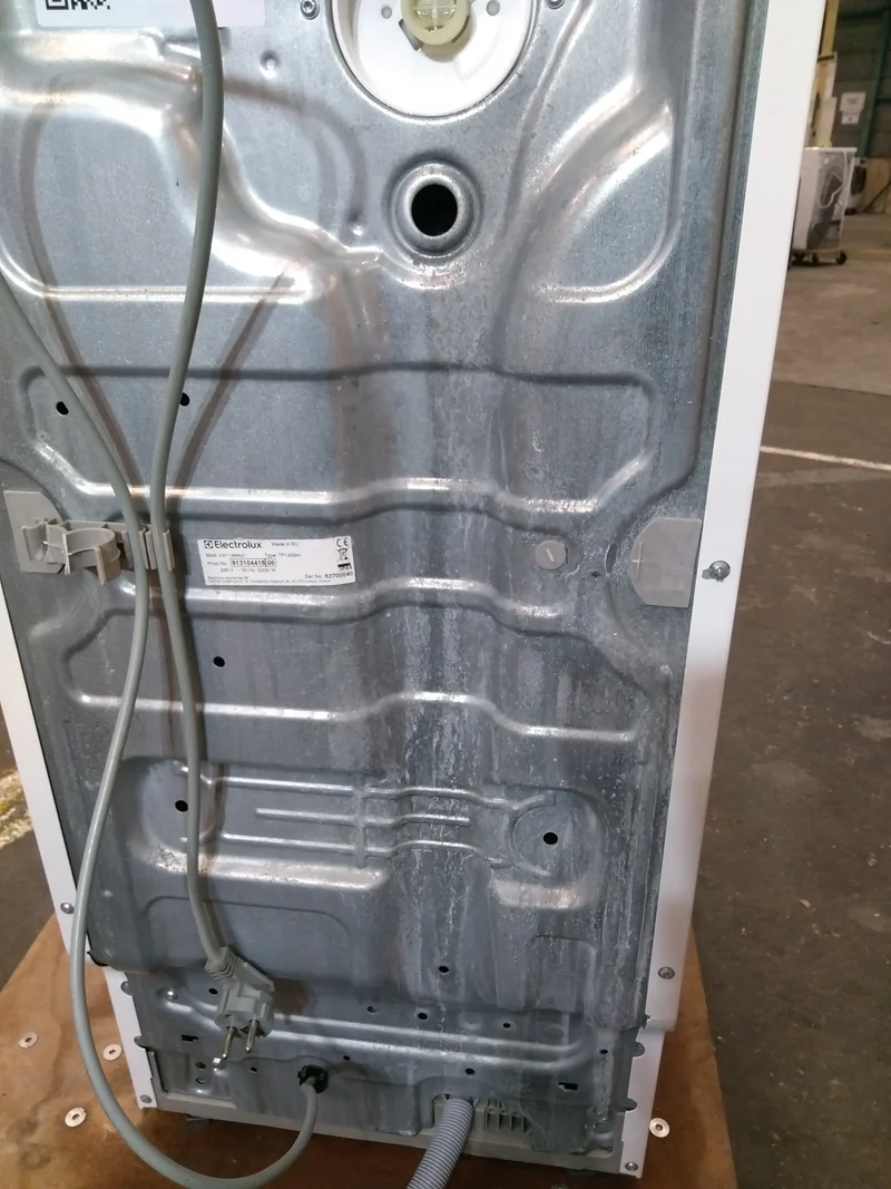Lave-linge Top 6 kg Reconditionné ELECTROLUX EWT1366AZ1