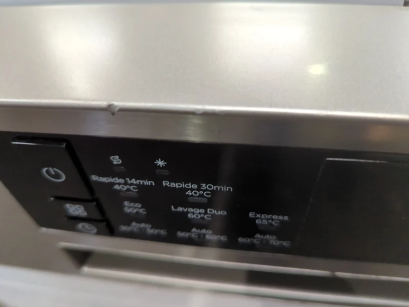 Lave-Vaisselle Encastrable 15 Cvts Reconditionné SHARP QWNA24S42DIFR