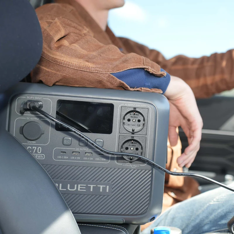 BLUETTI AC70 Station électrique portable | 1000 W, 768 Wh