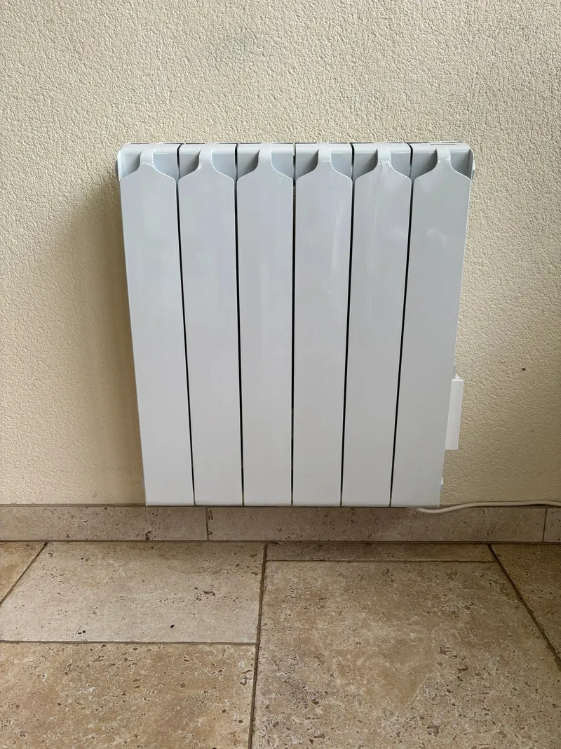 Radiateur ECOTHERM ECOBI — Double Inertie Sèche Bi-matière Connecté