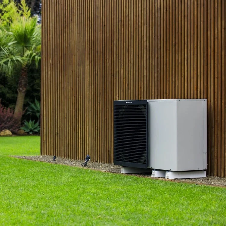 Pompe à chaleur air-eau Daikin Altherma 3 M Taille 9 - Chaud seul - Triphasé sans résistance