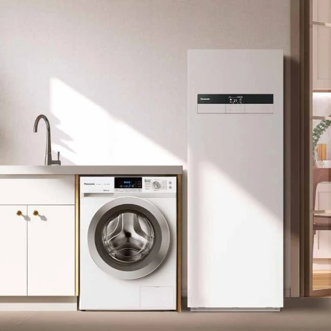 Pompe à chaleur air-eau Panasonic Aquarea Génération L All in One R290 9 kW ECS 185 L Monophasé